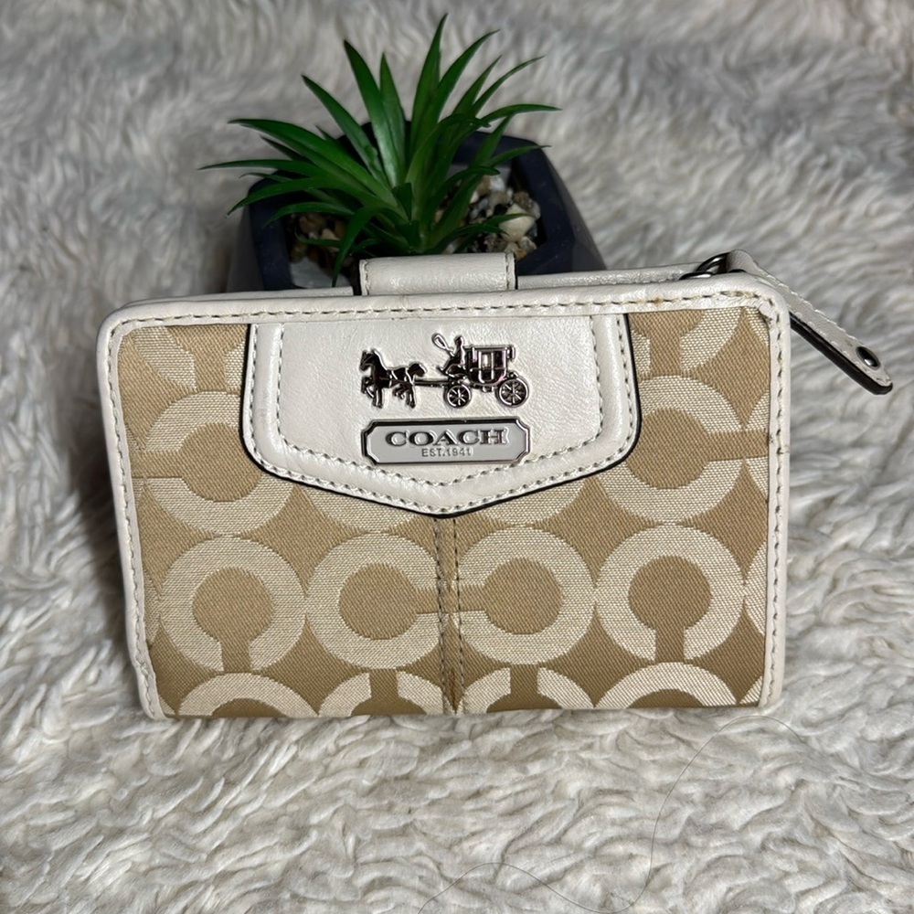 NWT vintage COACH 45941 MADISON OP ART SATEEN MEDIUM wallet
